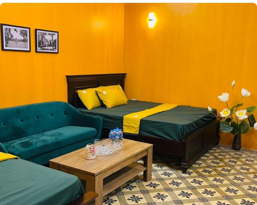 Autumn Hanoi House 22