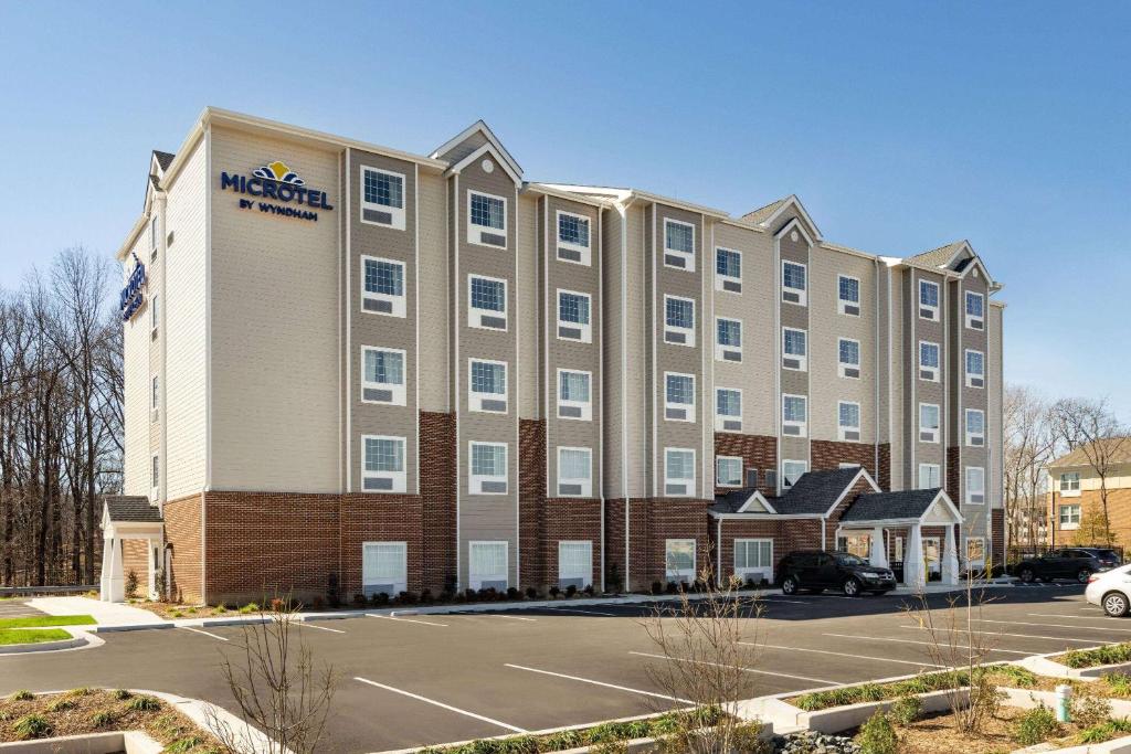Microtel Inn & Suites by Wyndham Gambrills image