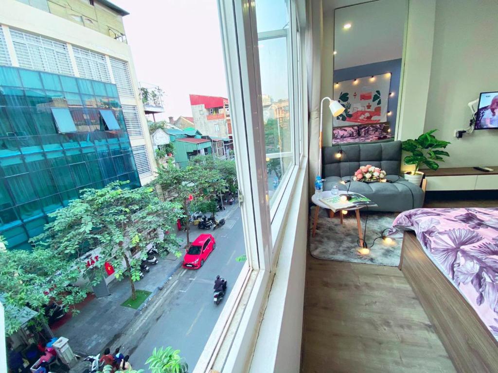 MAY - AMAYZING SKY VIEW Tg