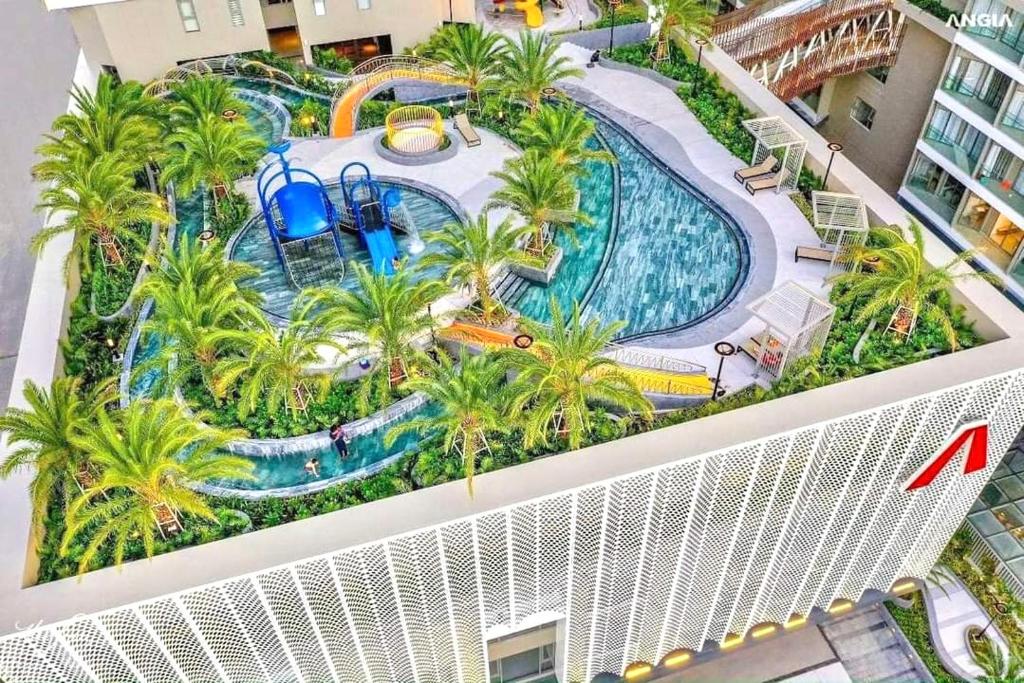 PalmTrees Apartment - The Sóng Vũng Tàu, Sky Pool & Highclass Gym, Crystal Ocean View