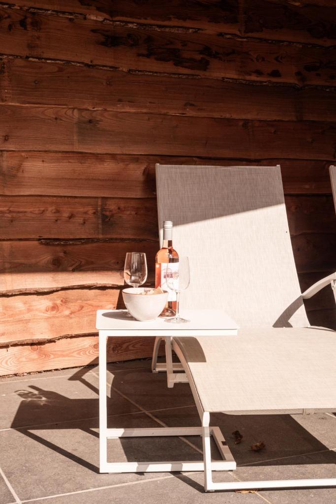Finca Feliz with private jacuzzi & sauna - Tap to explore photos