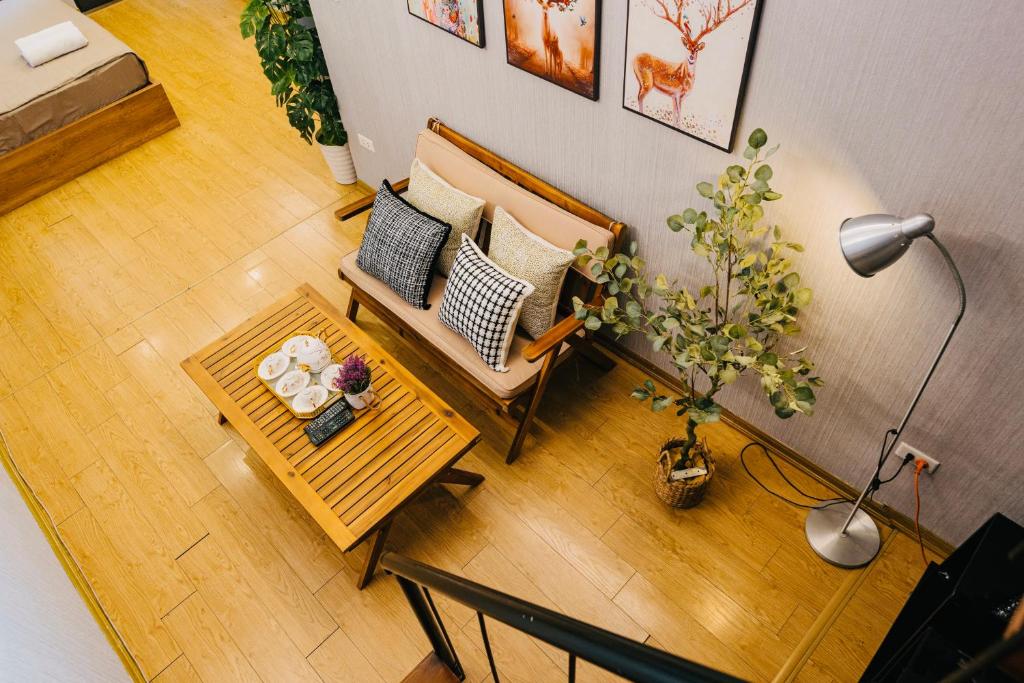 Super Location Old Quater Central