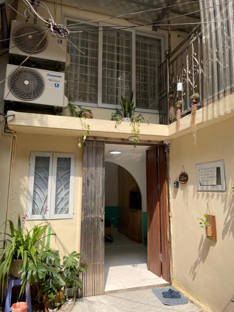 May house in Hanoi Old Quarter
