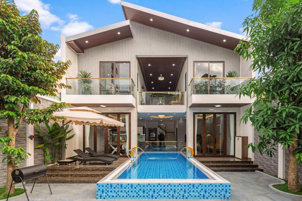 T P Residence Villa
