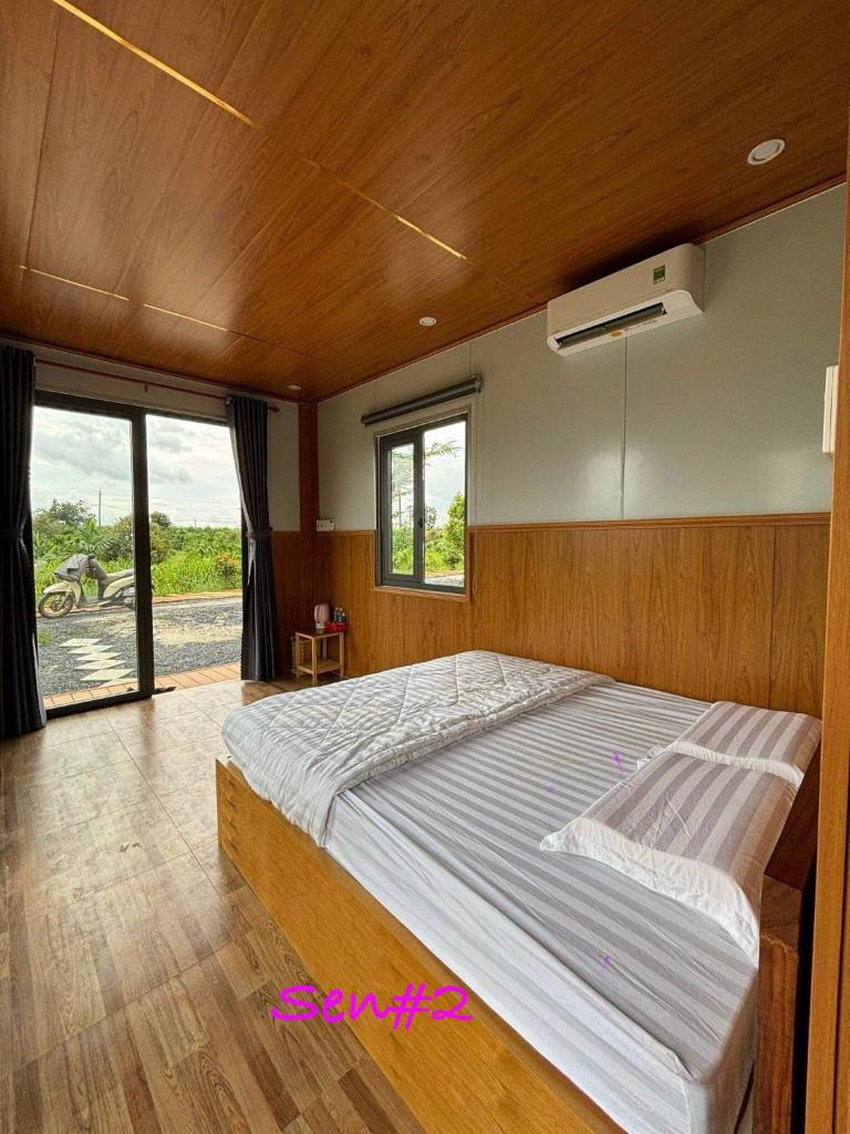 Huong Sen Garden lodge