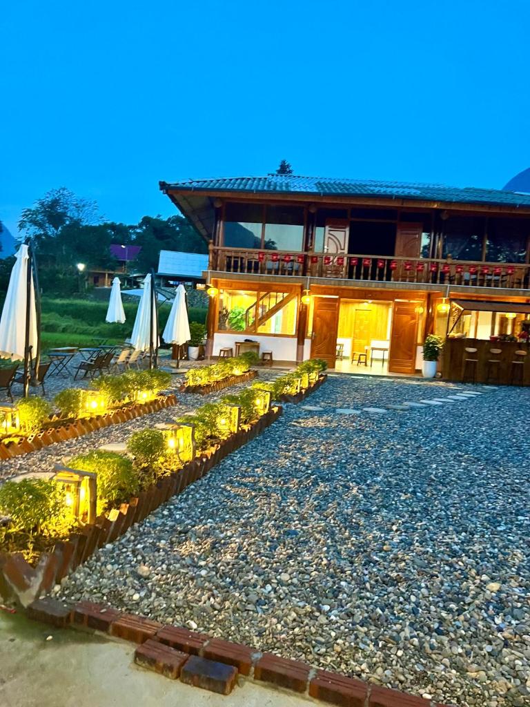 Pi Noong Cafe & Homestay