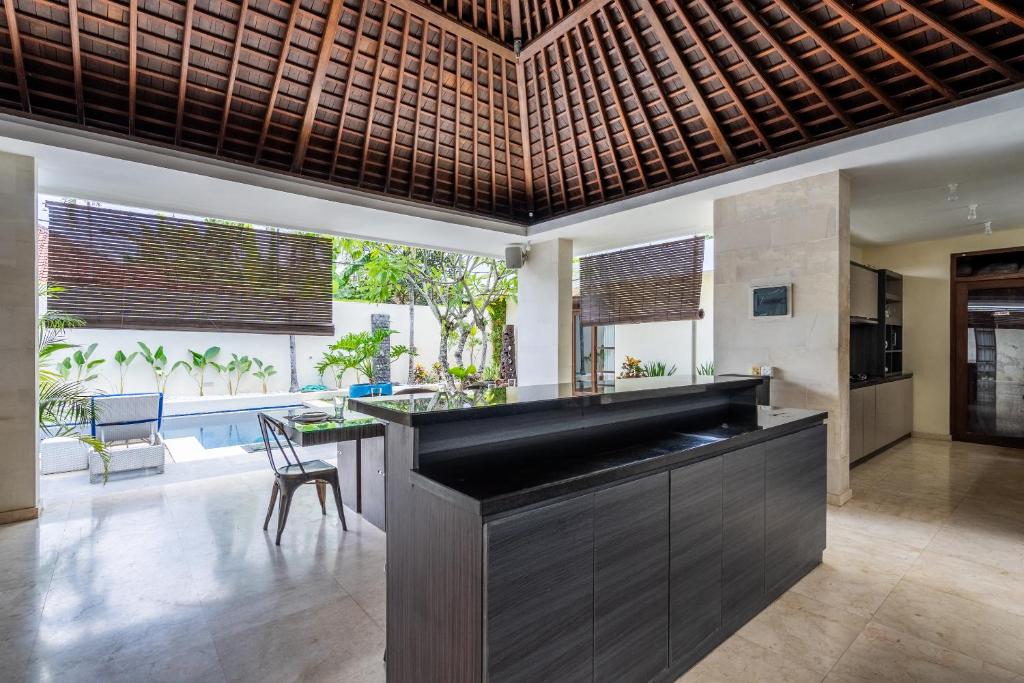 Abikaa, 4BR Lux Villa - Located in the central Seminyak - Tap to explore photos