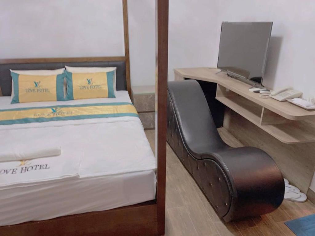 Love Hotel Hóc Môn