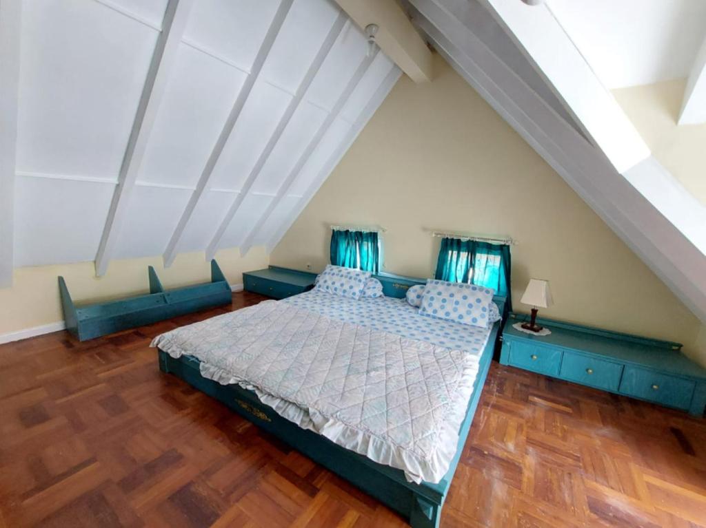 Villa kota bunga at puncak bogor 3BR Free AC dan Karoke Super Lengkap photo 4