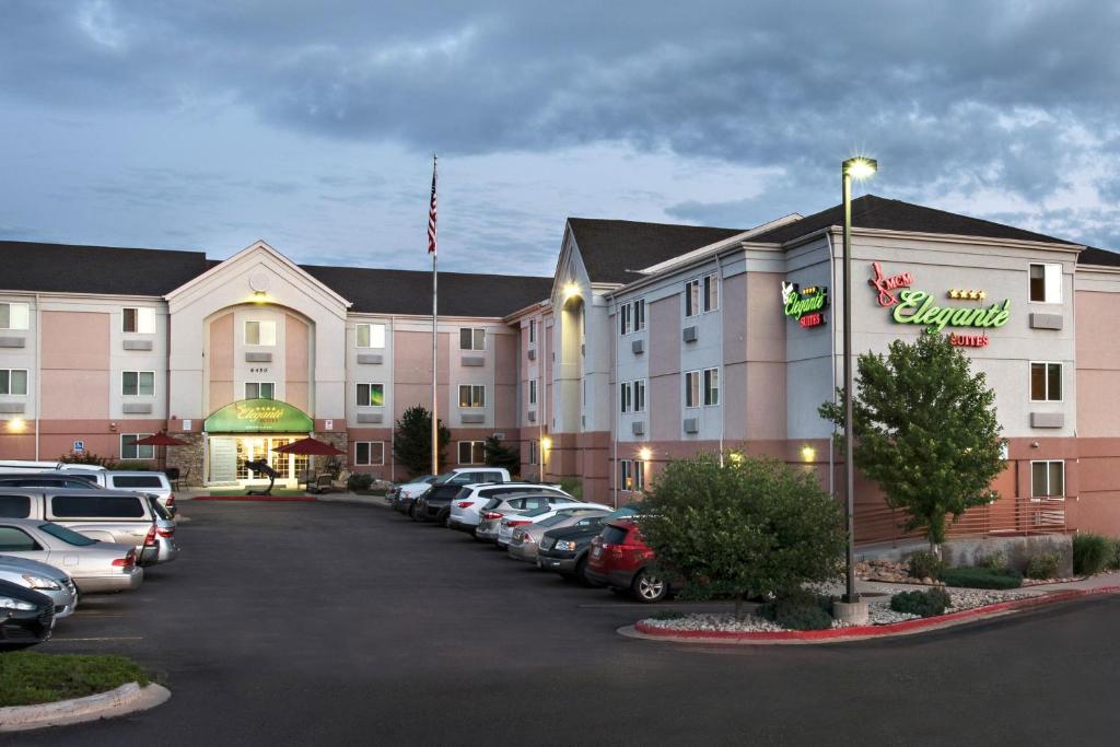 MCM Elegante Suites image