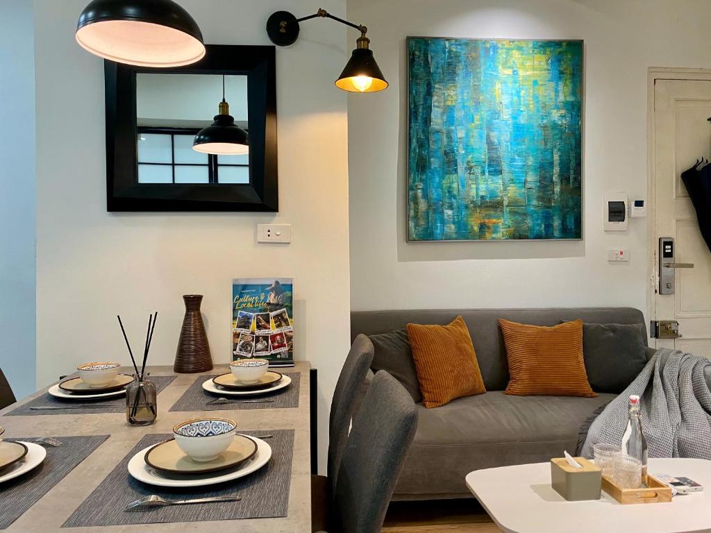 full sunshine with balcony, quiet and security