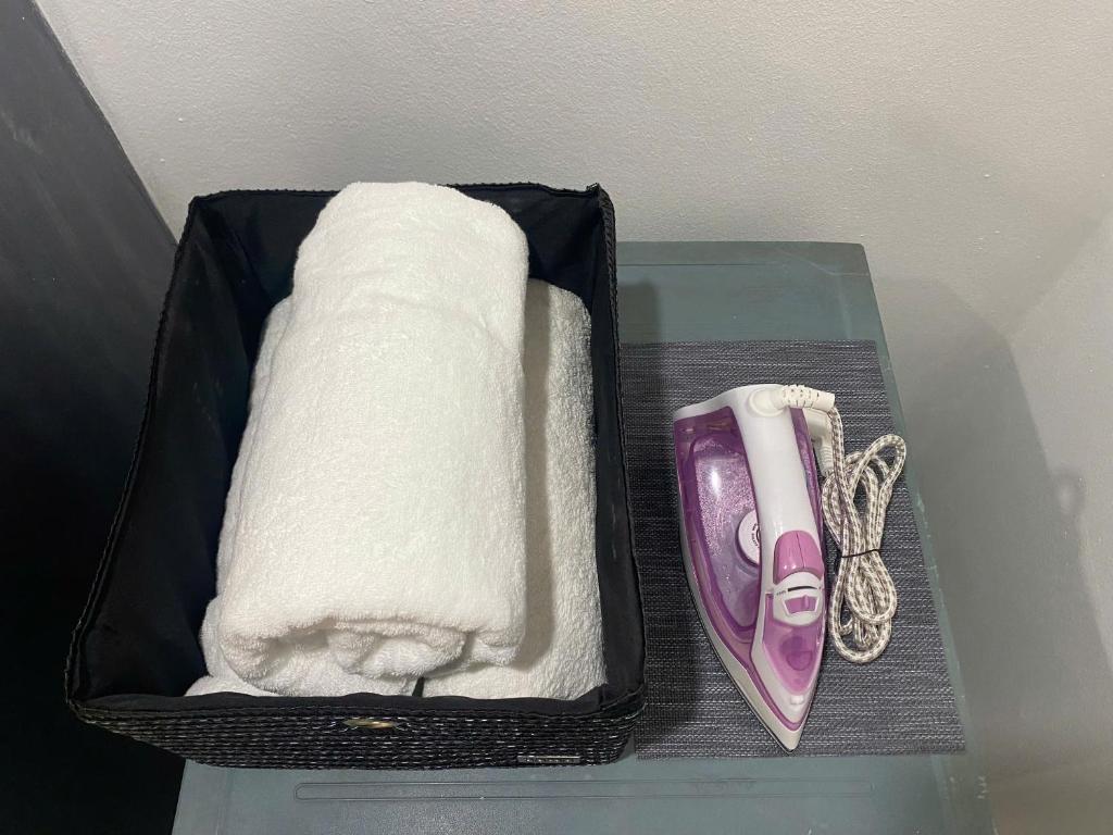 full sunshine with balcony, quiet and security