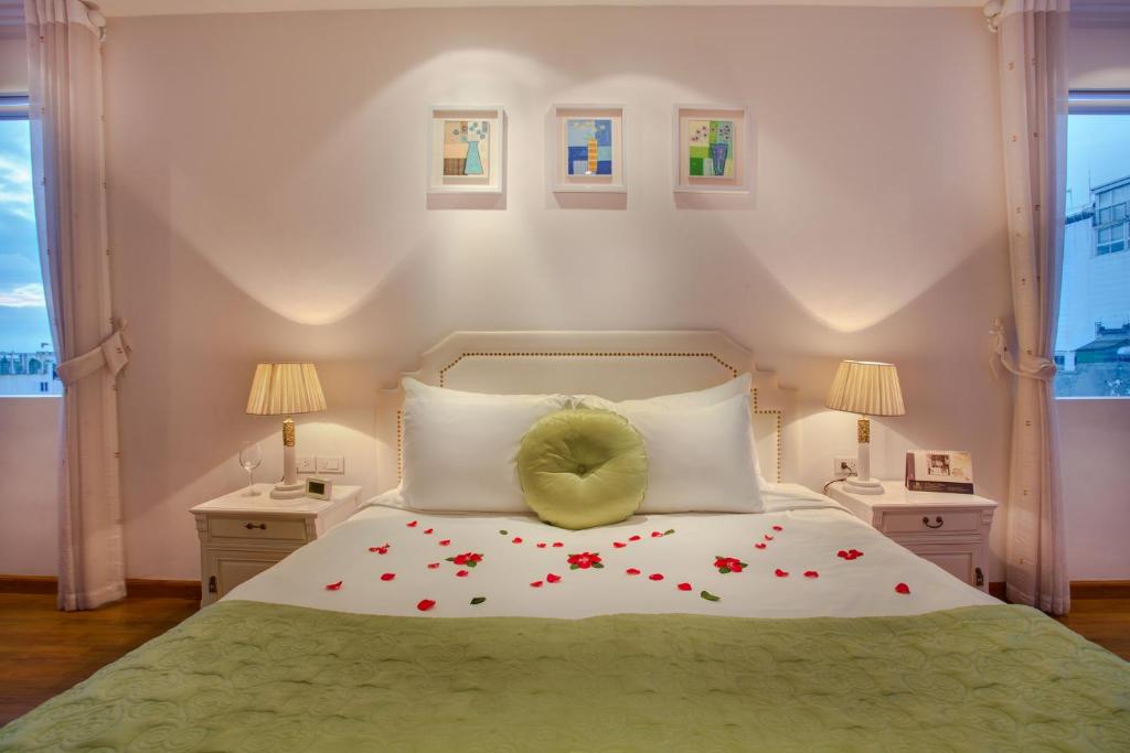 Сьюит (Полулюкс с балконом), Meracus Hotel 2