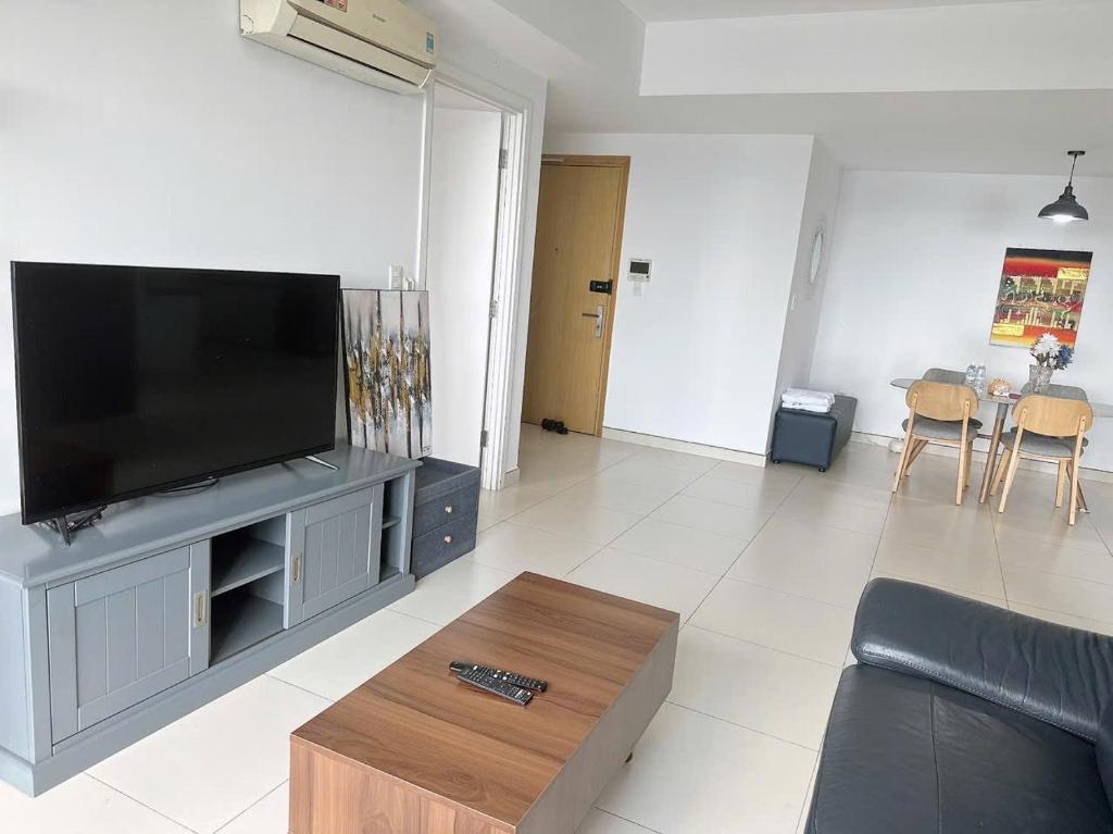 Morden Apartment 2BR- Masteri Thao Dien