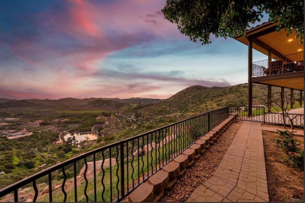 Breathtaking Retreat image