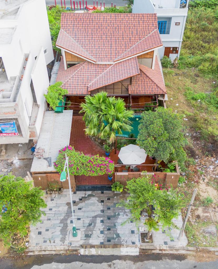 Woodland Sunset Villa - 4BRs - Near Danang Golf