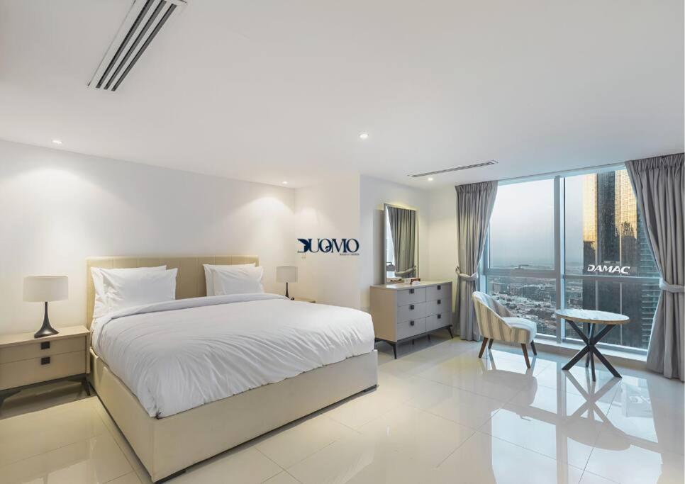 MyDuomo- Expansive 1BR duplex with Burj Khalifa view- 4002 photo 4