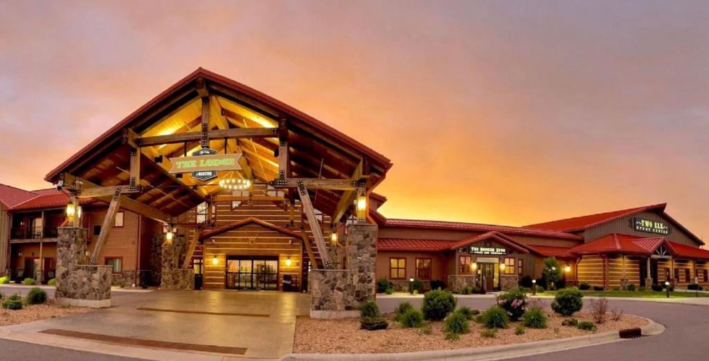 The Lodge at Mauston image