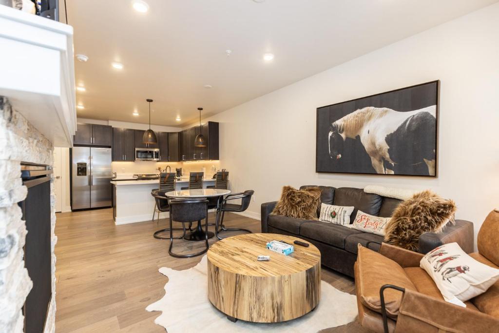 Clearwater Lofts #104 Building 3 by Summit County Mountain Retreats image