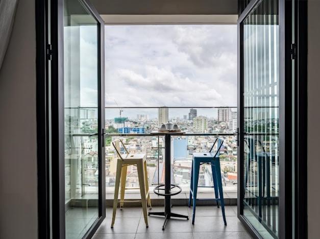 Tracy D1Mension Tower