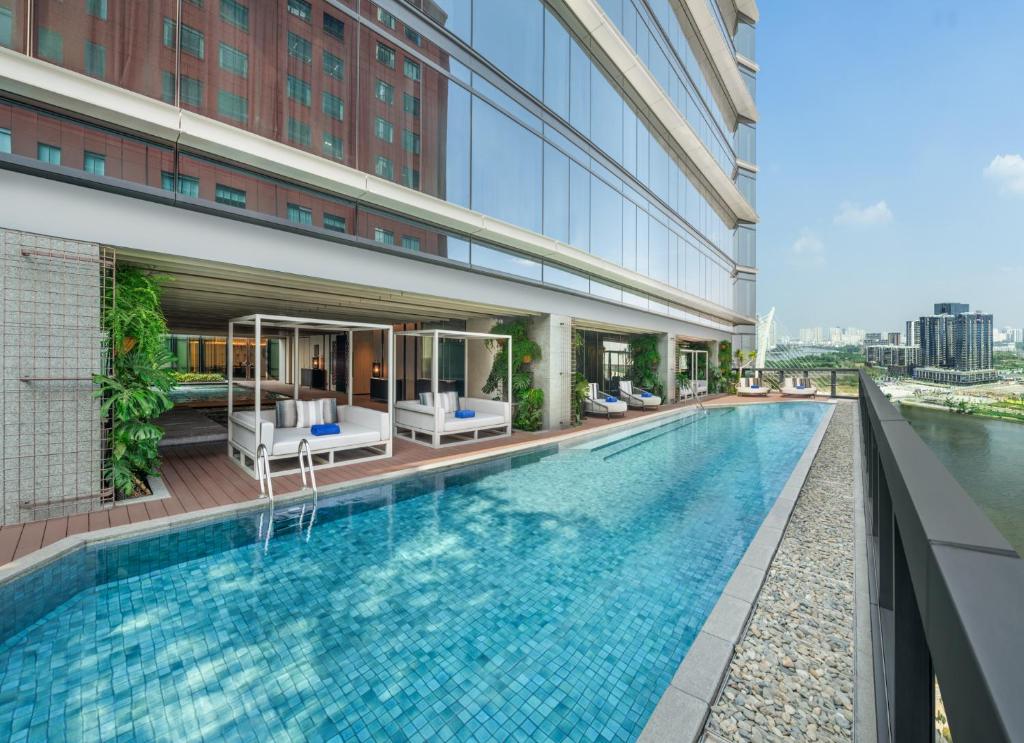 Hilton Saigon - Tap to explore photos