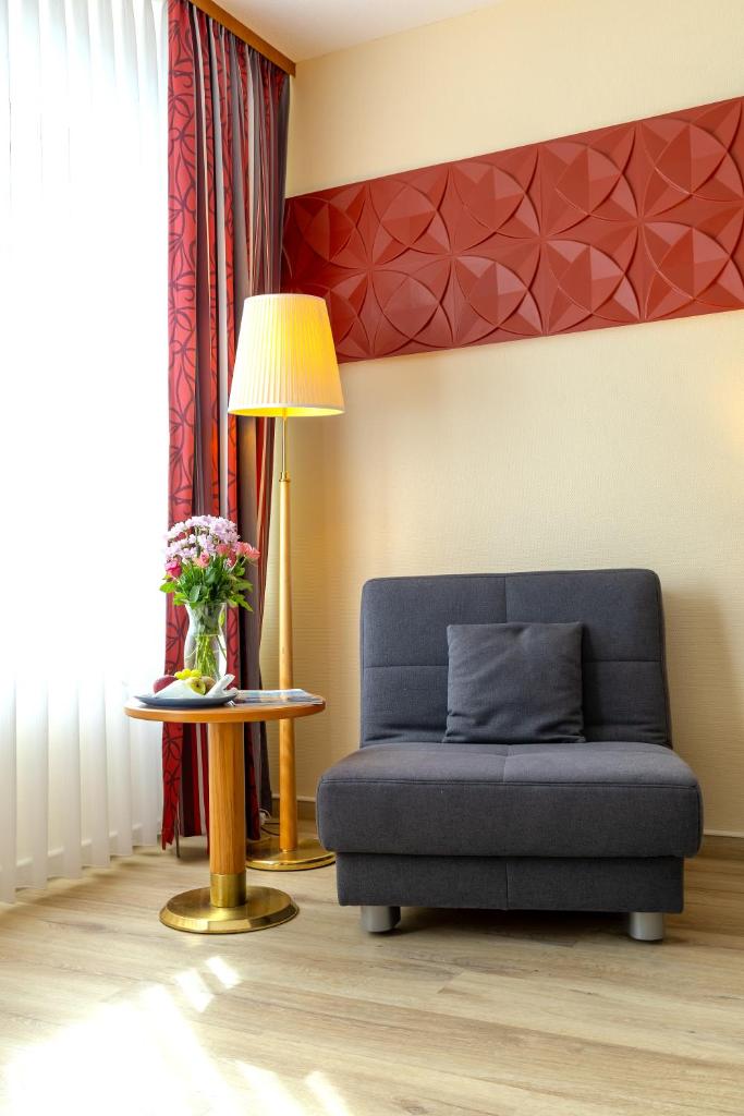Hotel Mercator Itzehoe-Klosterforst - Tap to explore photos