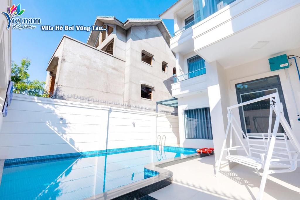 Villa Hồ Bơi đẹp SÁT BIỂN Resort LONG CONG vip