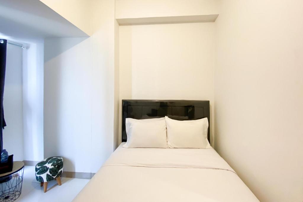 Best Furnished Studio Tokyo Riverside PIK 2 Apartment By Travelio, Tangerang