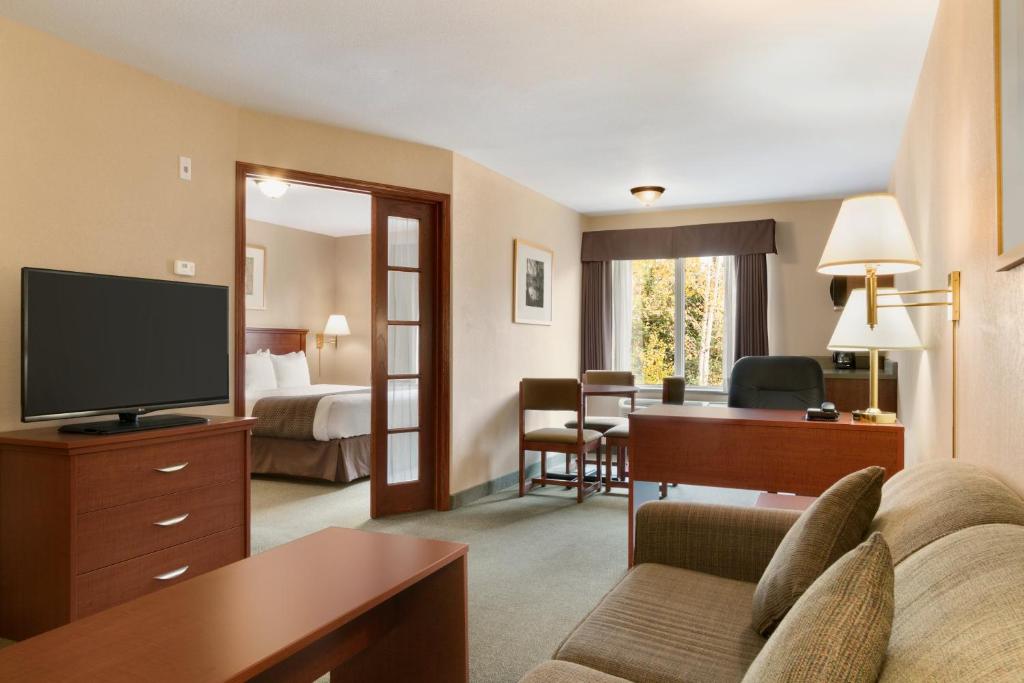 Days Inn by Wyndham Thunder Bay North photo 3