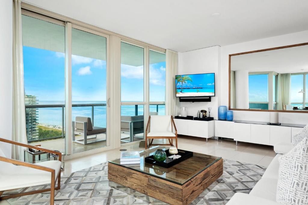 Oceanview Private Condo at The Setai -2401 image