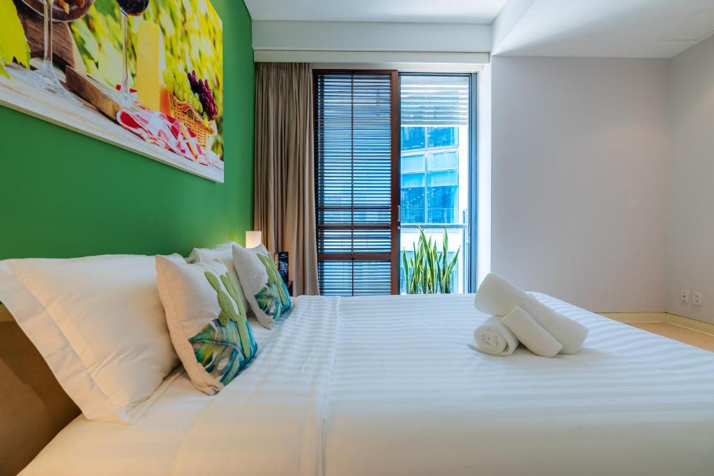 Avalon Suite District 1