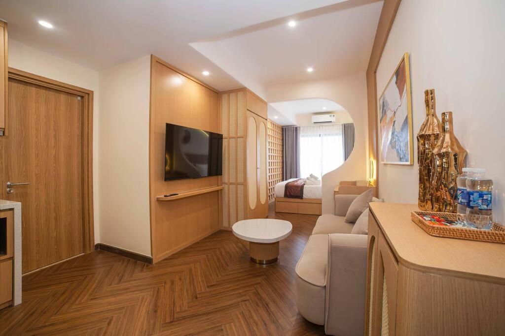 Ryus Apartment at Sohos residence 1414