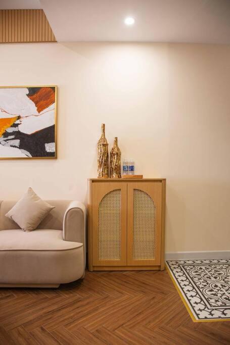 Ryus Apartment at Sohos residence 1414