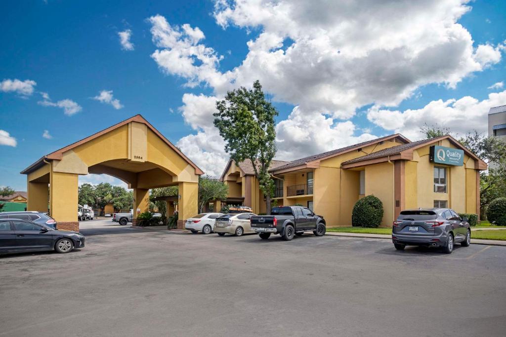 Quality Inn & Suites NRG Park - Medical Center image