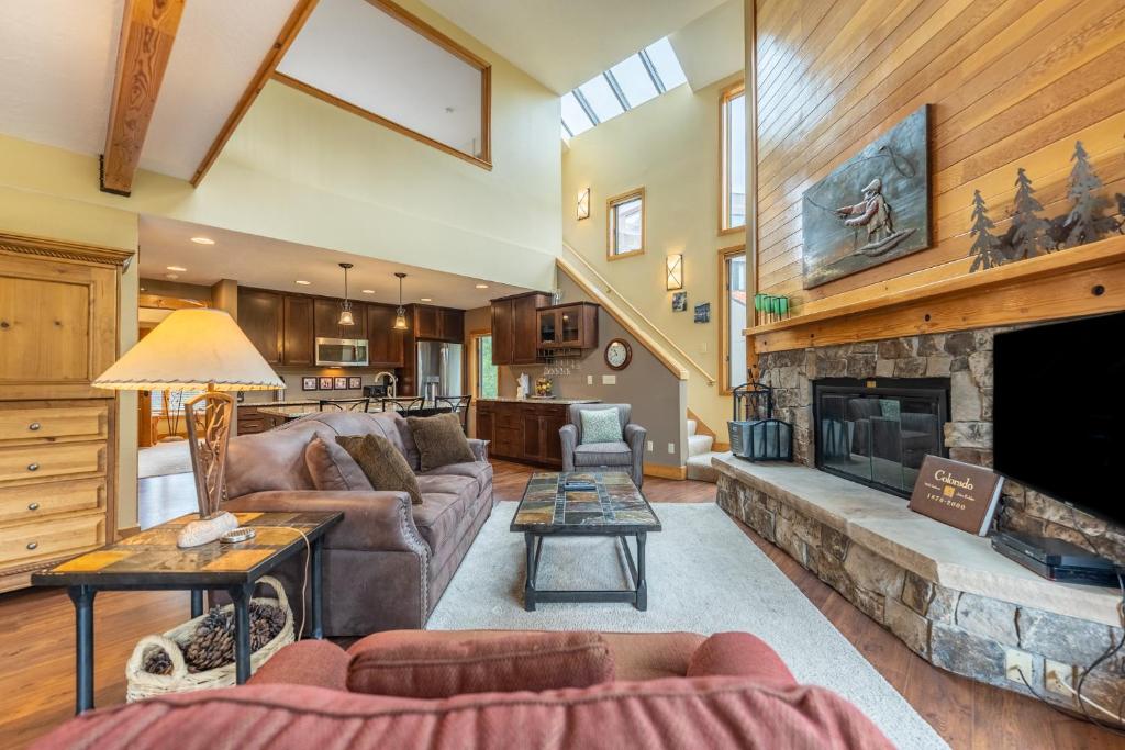 Montezuma Condos #1754 by Summit County Mountain Retreats image
