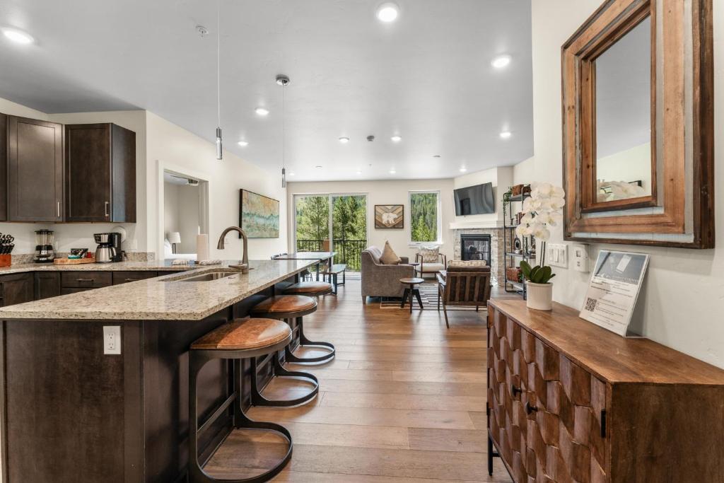 Clearwater Lofts Building 3 by Summit County Mountain Retreats image