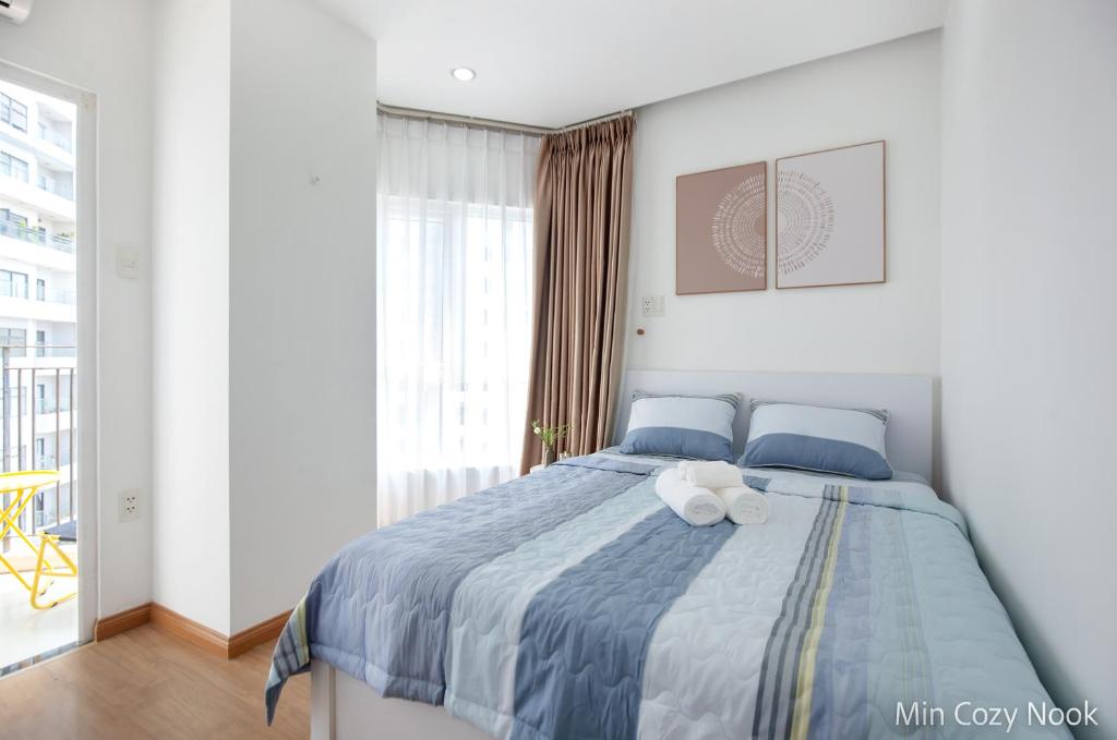 Min Cozy Nook Monarchy - 2BR luxury riverview