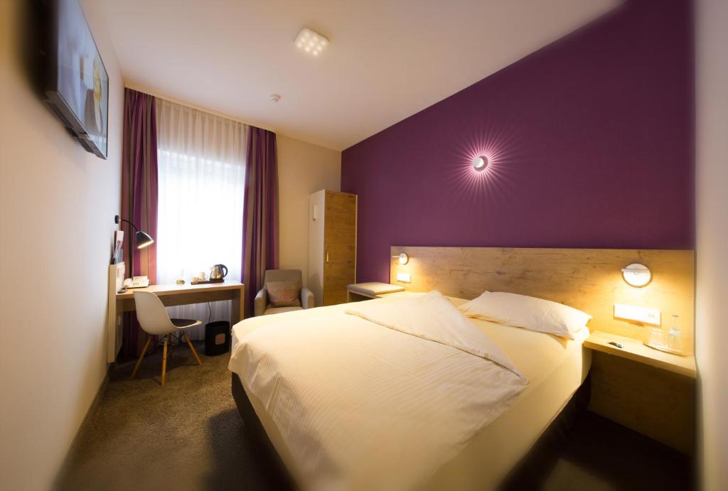 Двухместный (Номер с кроватью размера «queen-size»), Hotel Azenberg