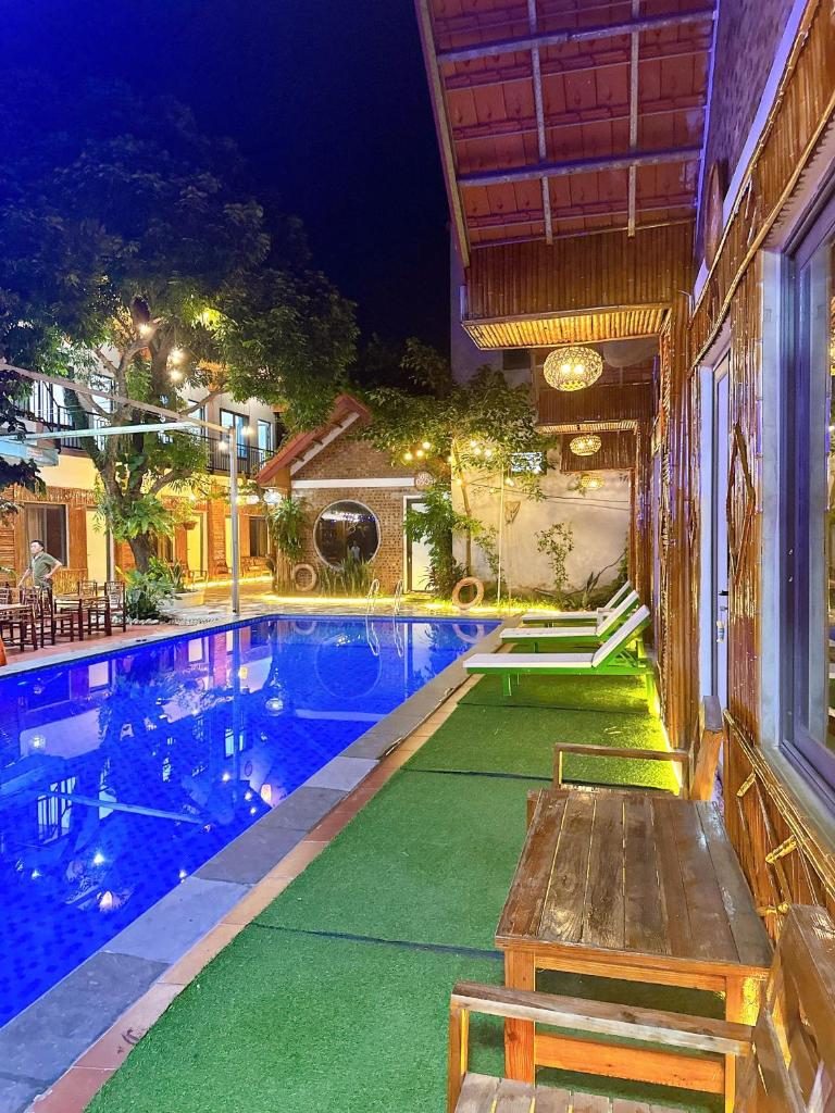 Tam Coc Charming Bungalow