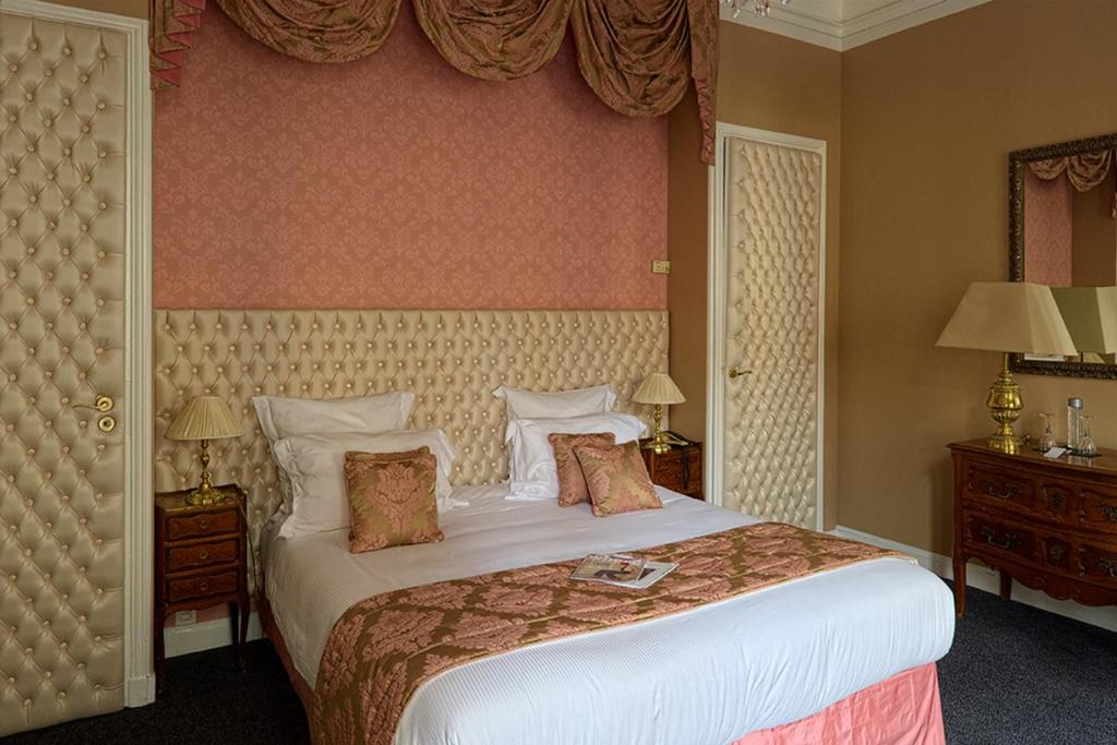 Двухместный (Номер Делюкс), Hotel Claridge Paris