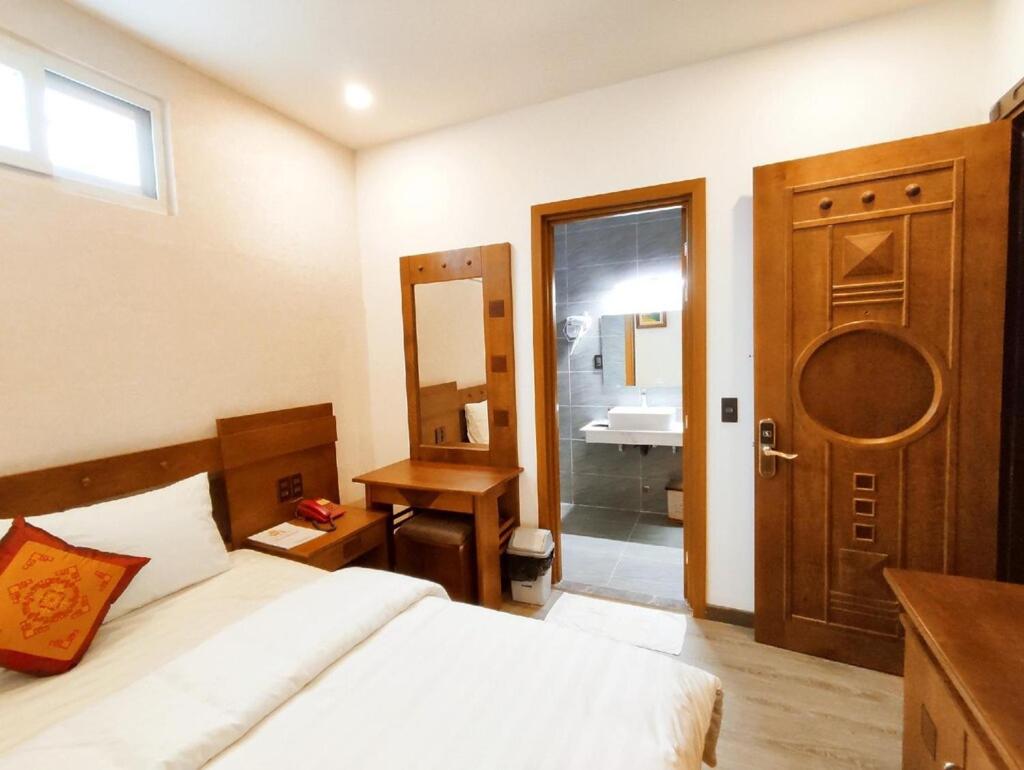 Vương Gia Hotel DL - by BAY LUXURY