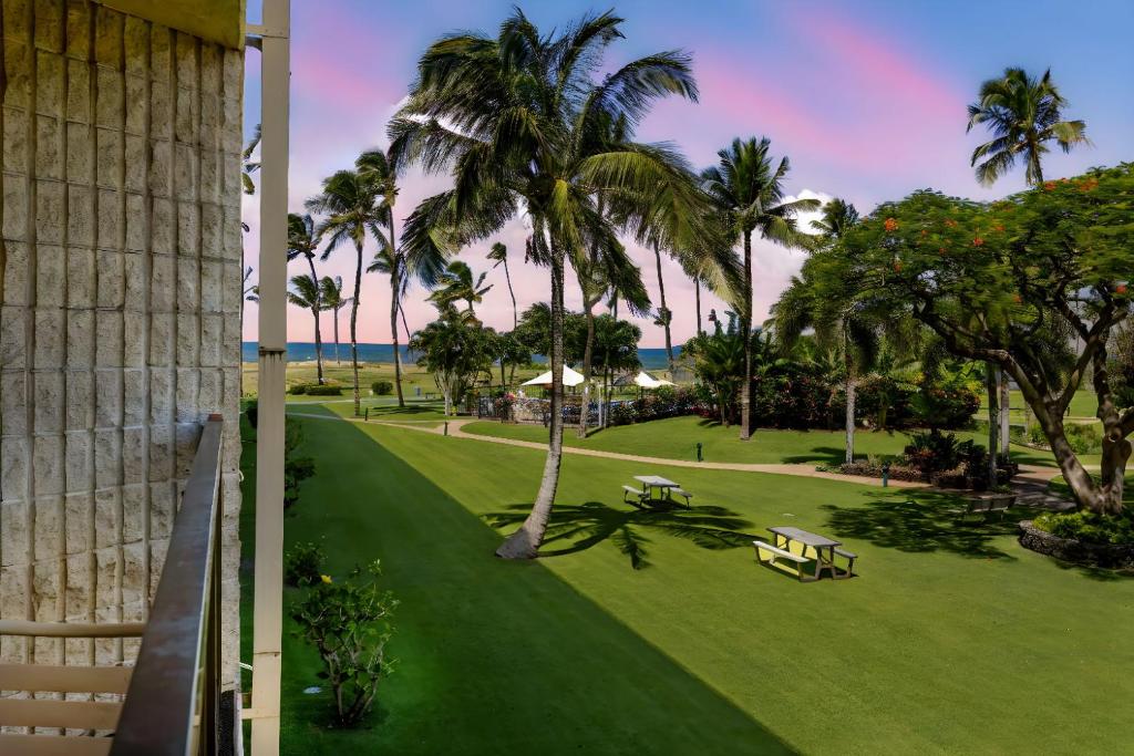 Maui Sunset - Maui Condo & Home image