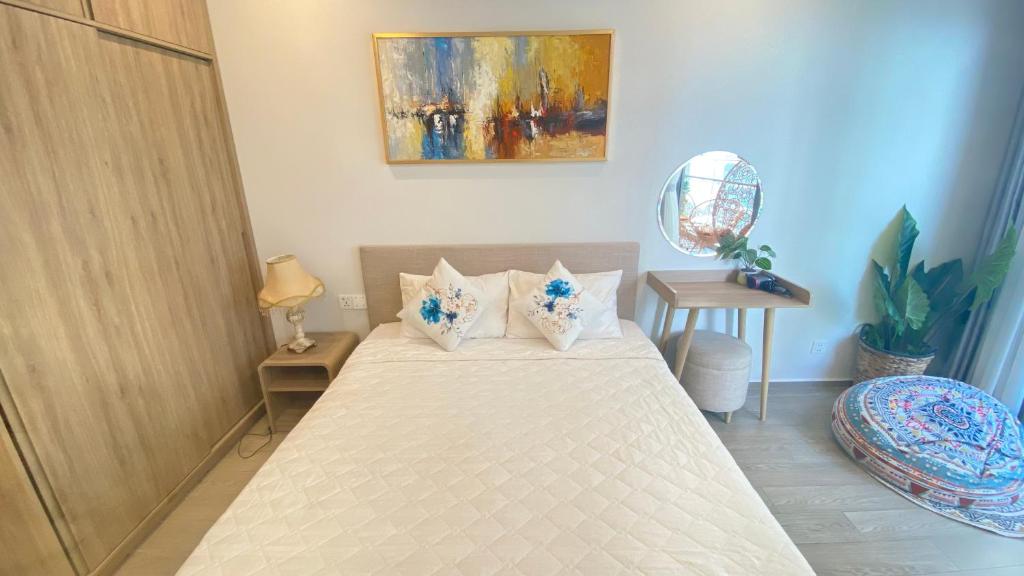 Căn Hộ Ban Công Hướng Biển The Sóng Vũng Tàu - FREE Hồ Bơi Vô Cực, Sauna, BBQ, Karaoke!!