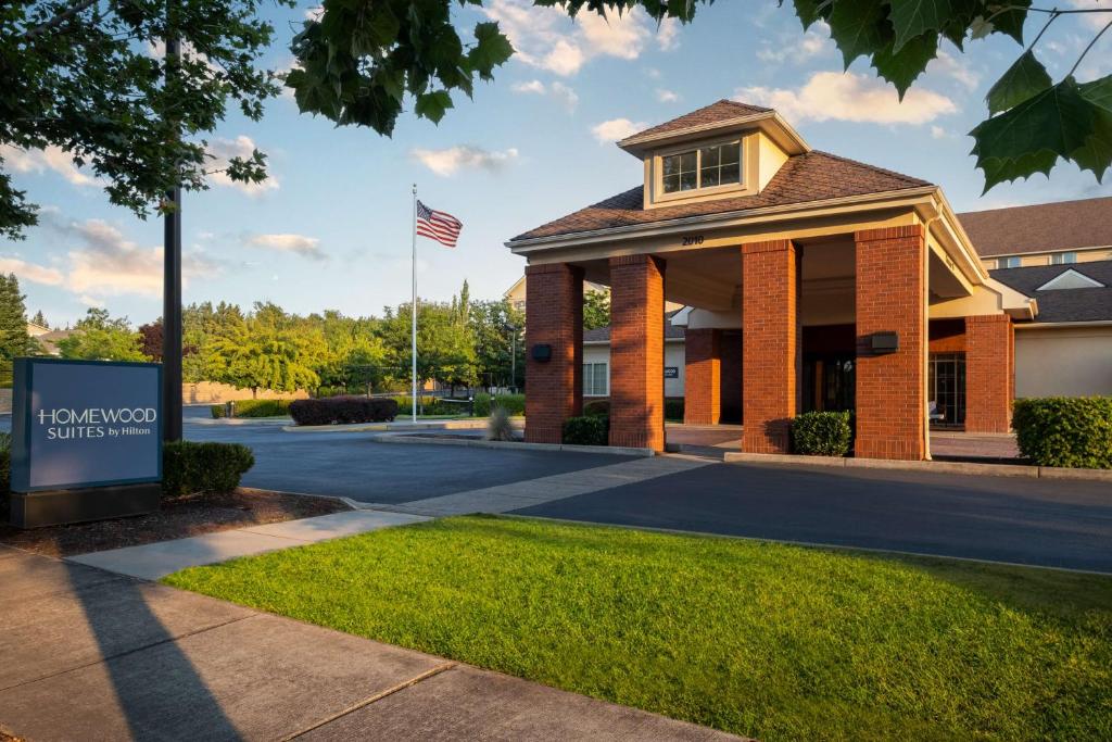 Homewood Suites Medford image