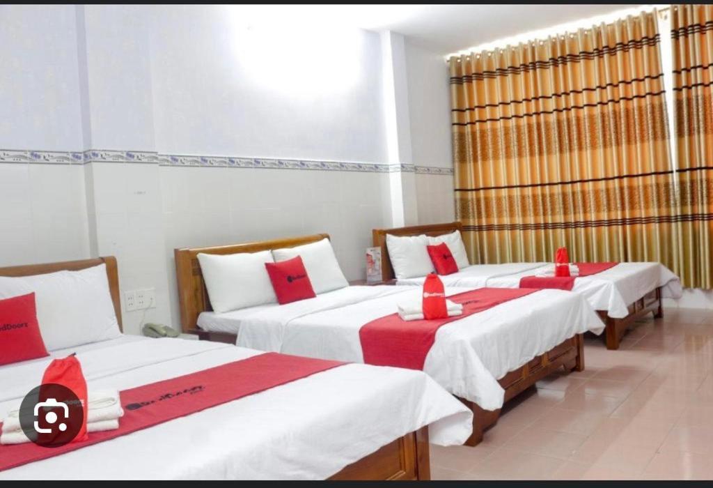 RITA HOTEL ,AIRPORT HCM ,canh benh vien TAM ANH