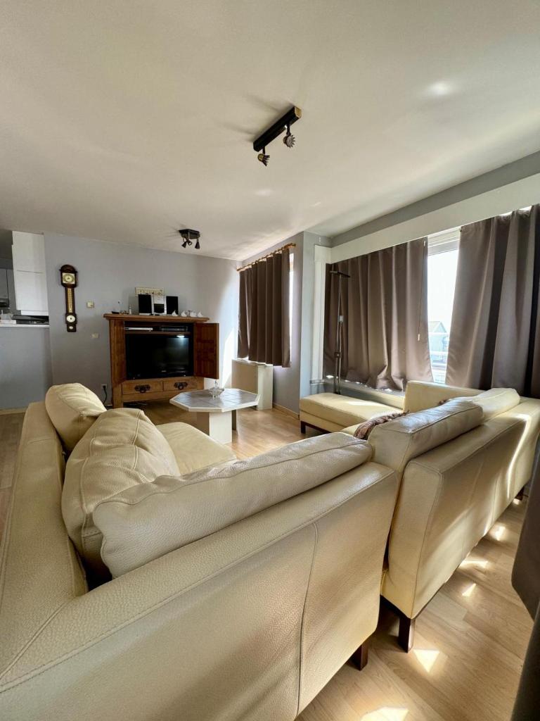 Ruim appartement met 3 slaapkamers naast het strand photo 2