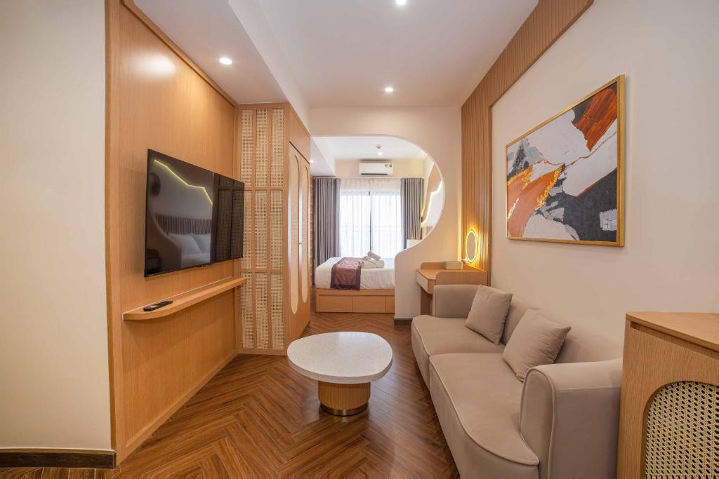 Ryus Apartment at Sohos residence 1414