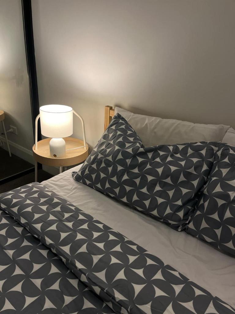 Spacious apartment in the heart of Melbourne photo 4