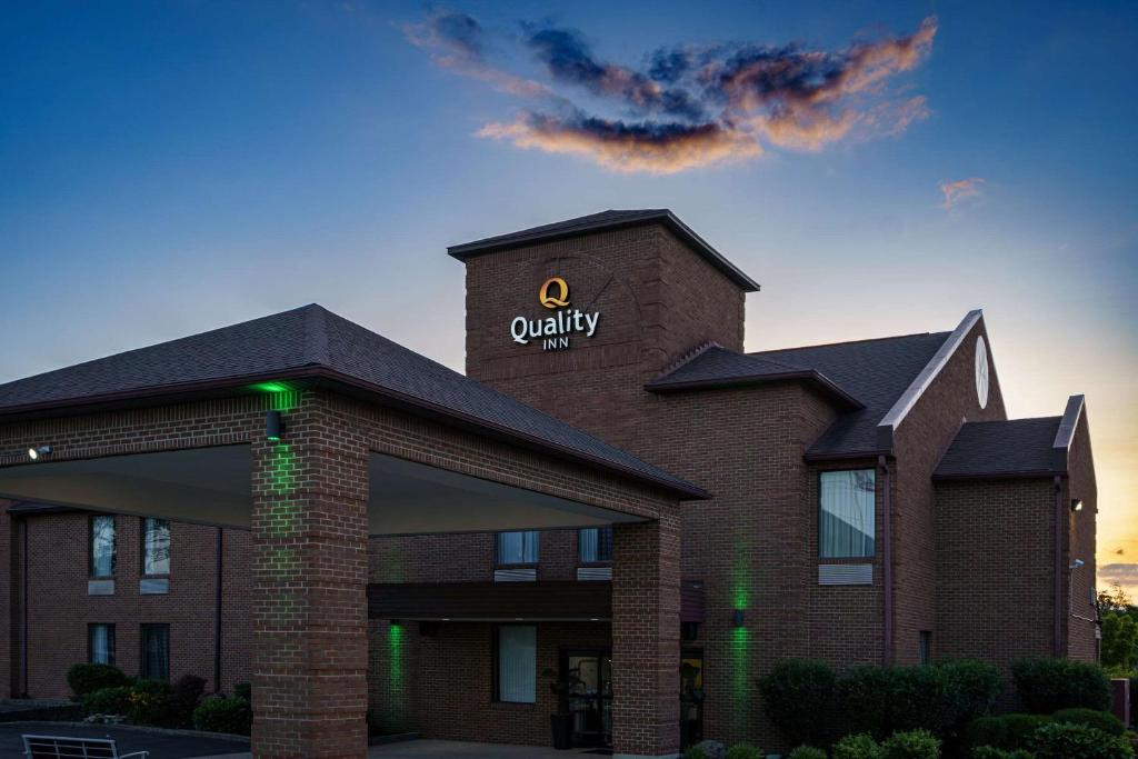 Quality Inn I-75 West Chester-North Cincinnati image