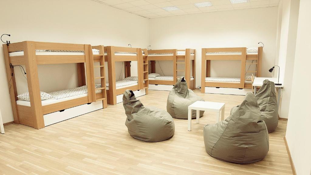 Номер (Кровать в общем 8-местном номере для мужчин и женщин), Hostel Folks